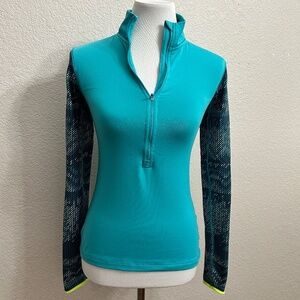 Nike Dri Fit Half Zip Pullover Athletic Long Sleeves Top